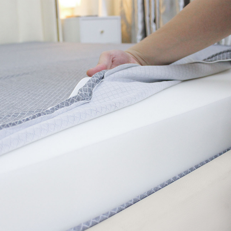Lõi đệm Foam Nhật Bản Misuko Mochi được làm từ foam cao cấp êm ái, nâng đỡ hiệu quả