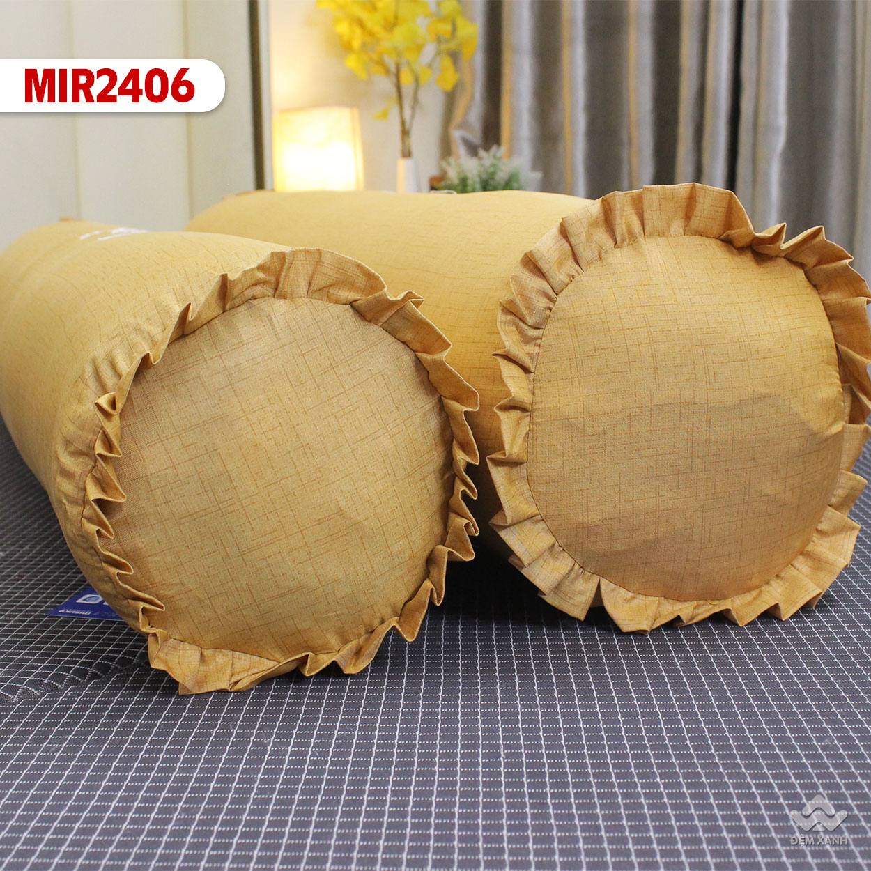 vo-goi-om-mir2406 (1)